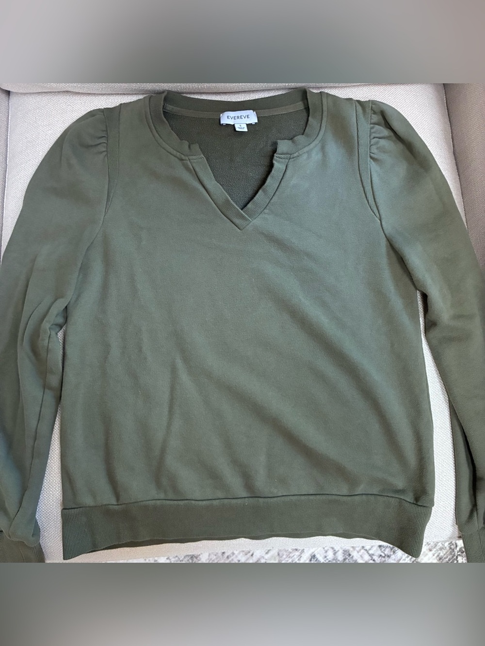 Evereve Olive V-Neck Puff Sleeve Sweater